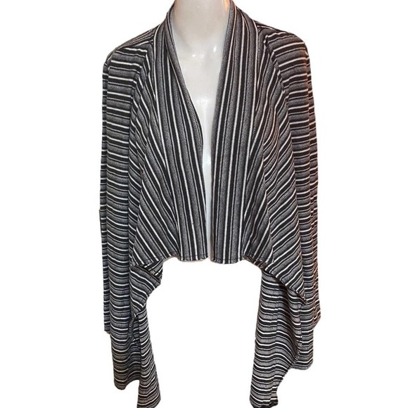 O'Neill *NWOT* Black & White Striped Open Cascade Cardigan Long Sleeve XL - Picture 3 of 8